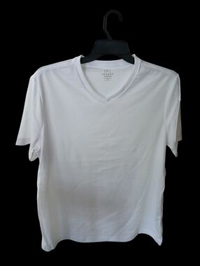 George Men’s White V-Neck Short Sleeve T-Shirt Set Of 3 NWT XL